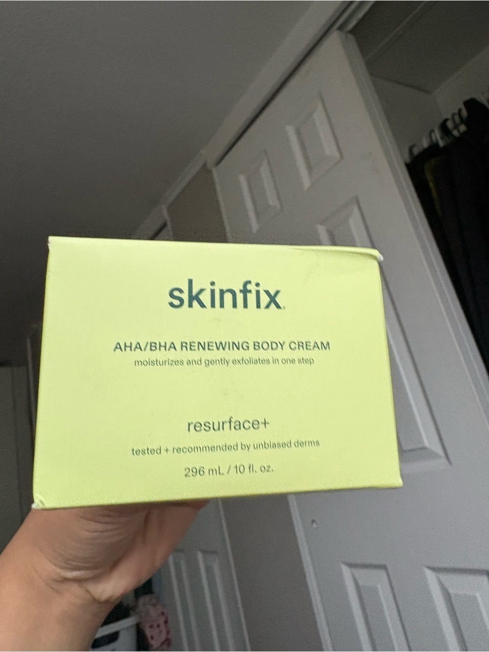 Skinfix Resurface+ AHA Renewing Body Cream